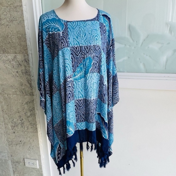 0006/ Light And Dark Blue Poncho With Fringed - Picture 6 of 7